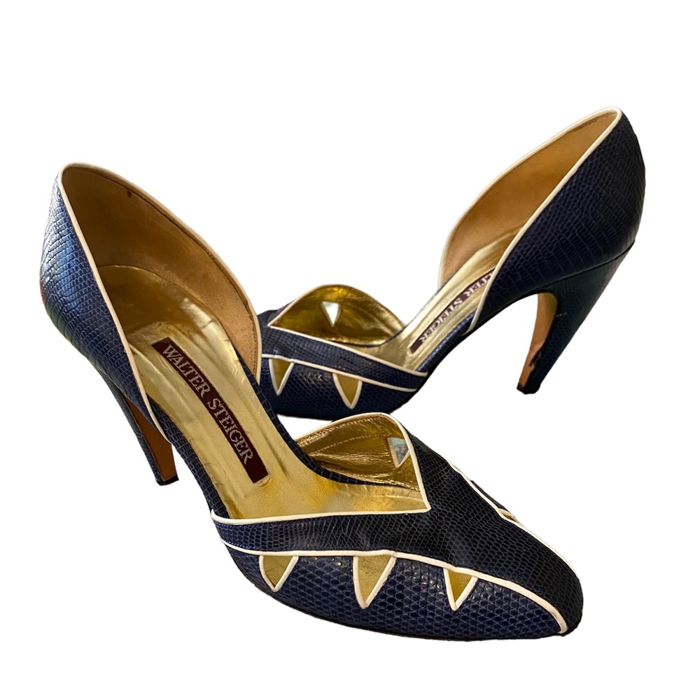 Walter Steiger vintage blue and white pointy toe heels
